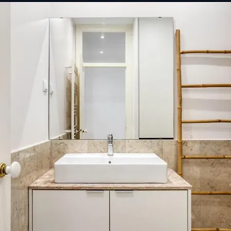 Luxurious 1 Bedroom In Downtown Lisbon